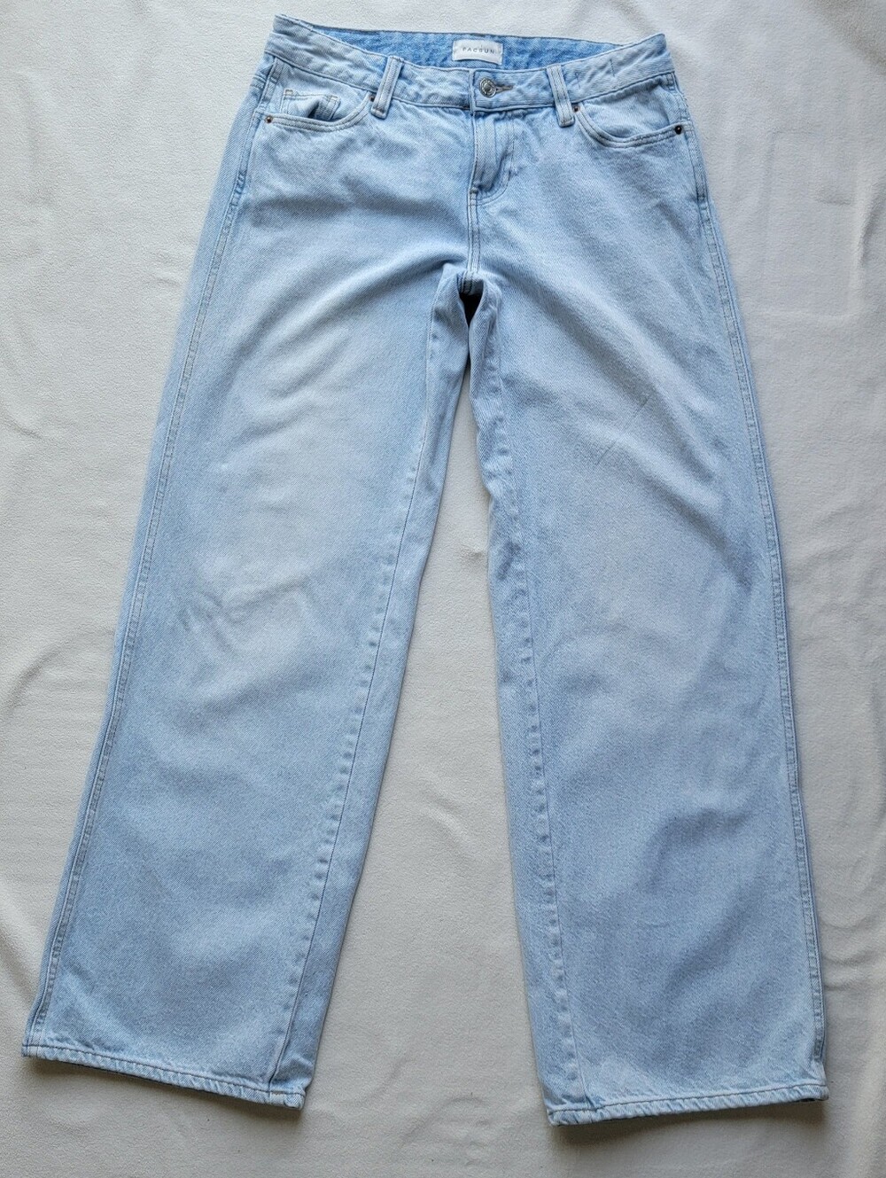 Light Wash Straight Leg Jeans